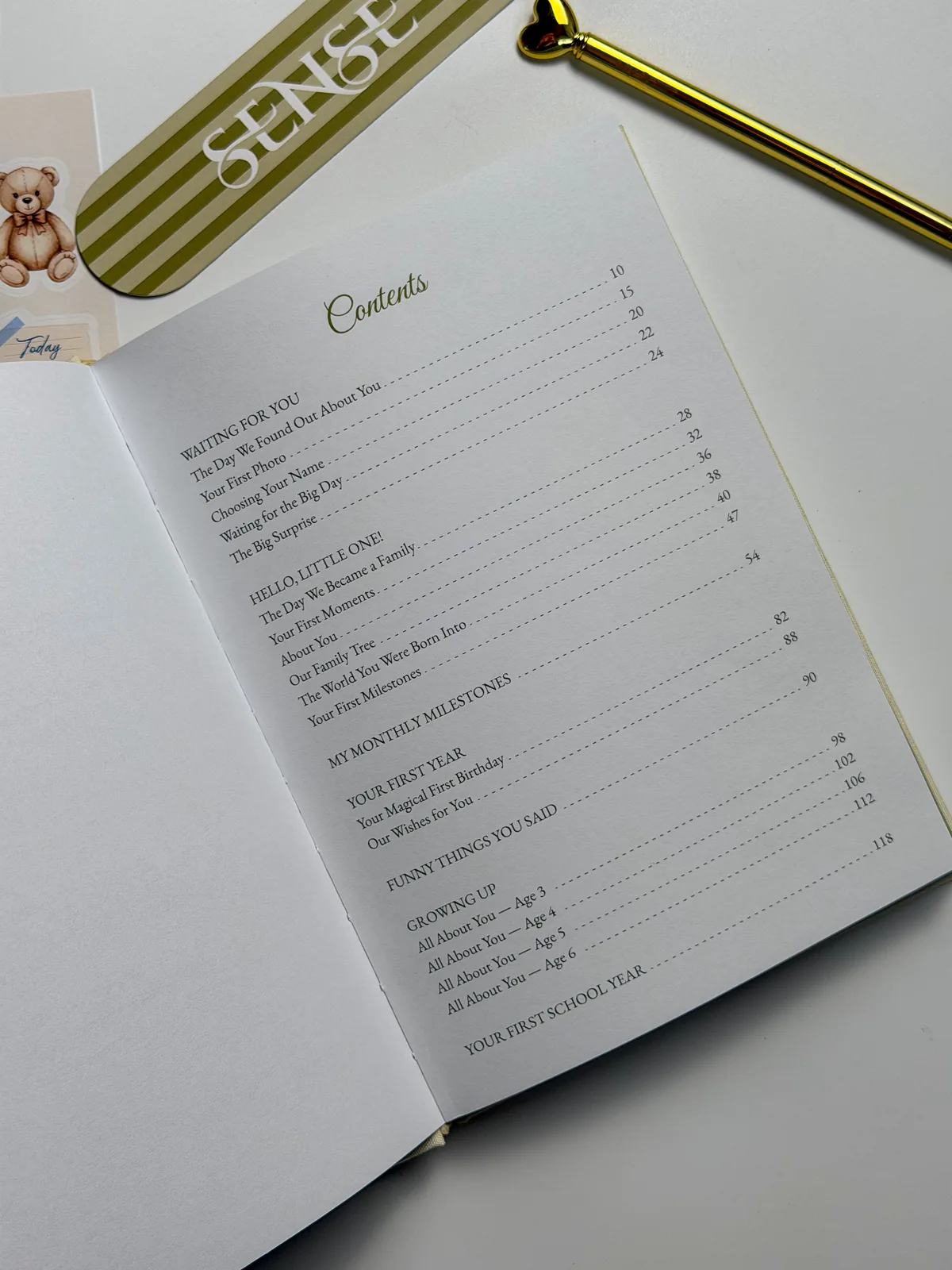 Contents page of the SENSE baby memory book, English edition